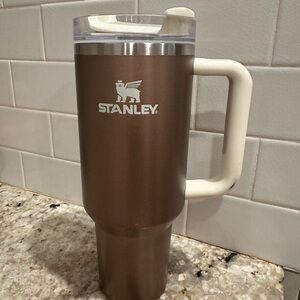 Rose Gold Stanley Travel Mug with Cream Handle